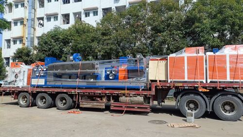 Últimos blogs da empresa sobre Linha de produção totalmente automática de quatro saídas de fita de cintagem PP | Remessa de fábrica