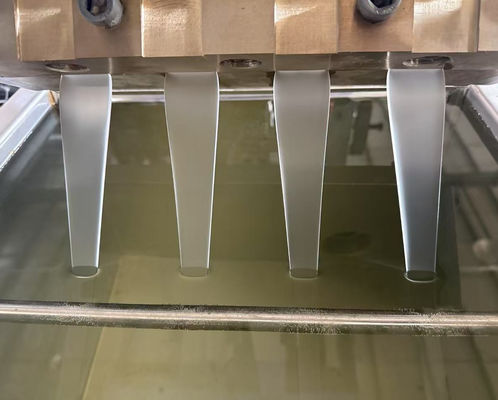Linha de produção automática completa de 4 tiras de 5 mm de tiras de PP 80KG/h para cartões de tiras